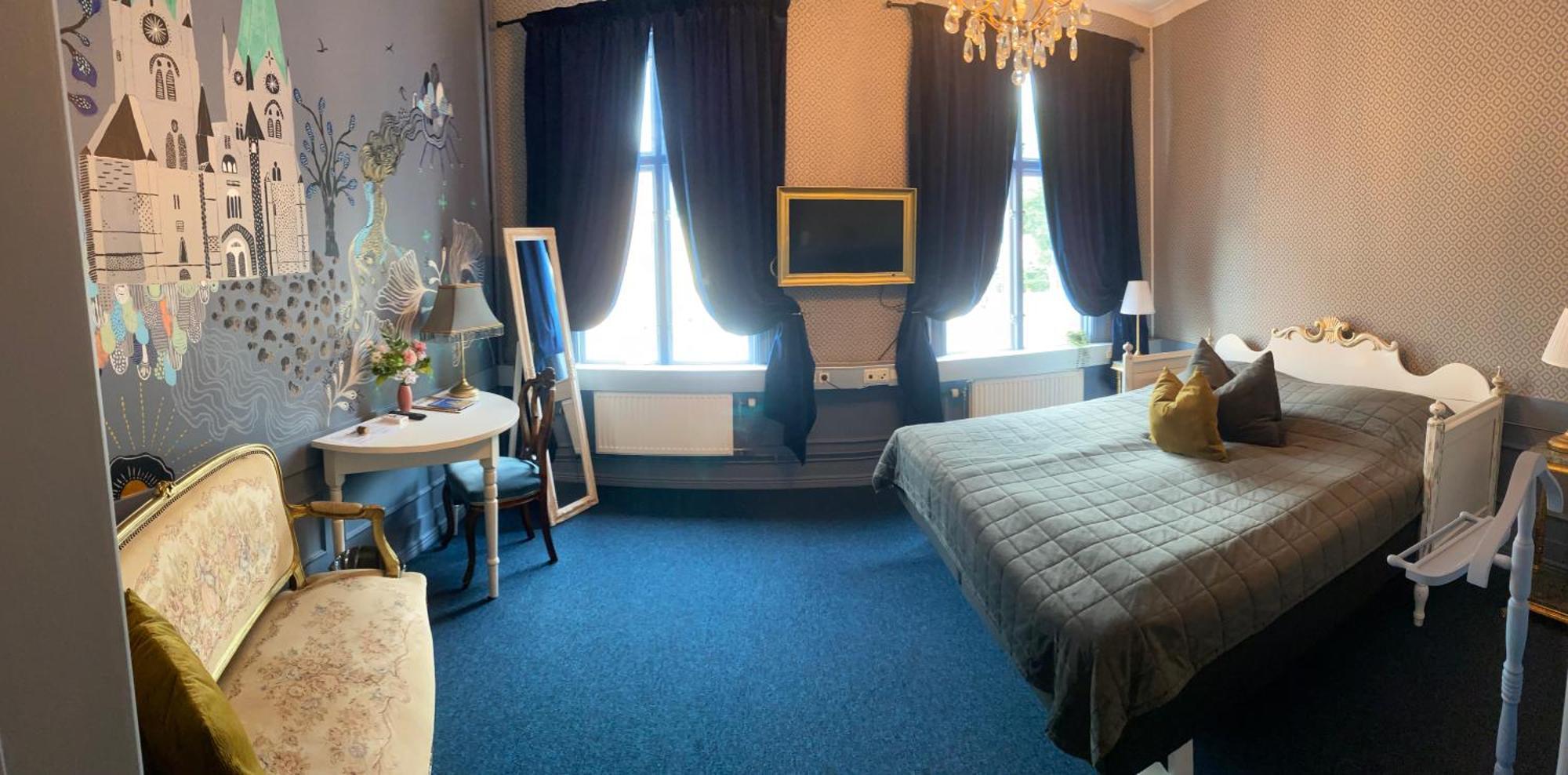 Jaernvaegshotellet B&B Skara Exterior photo